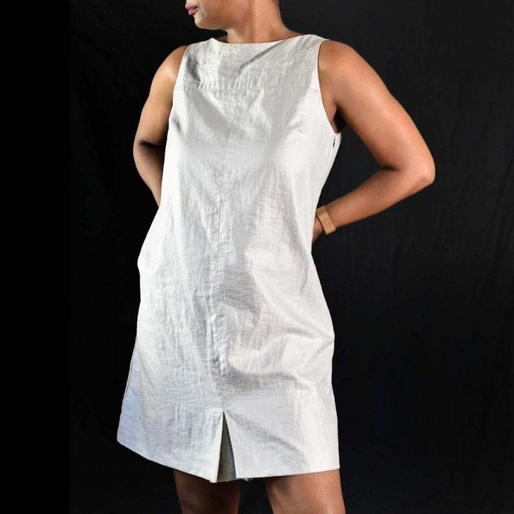 Shin Choi Dress Beige Minimalist Shift A Line Mini Shimmer Sleeveless Size Small